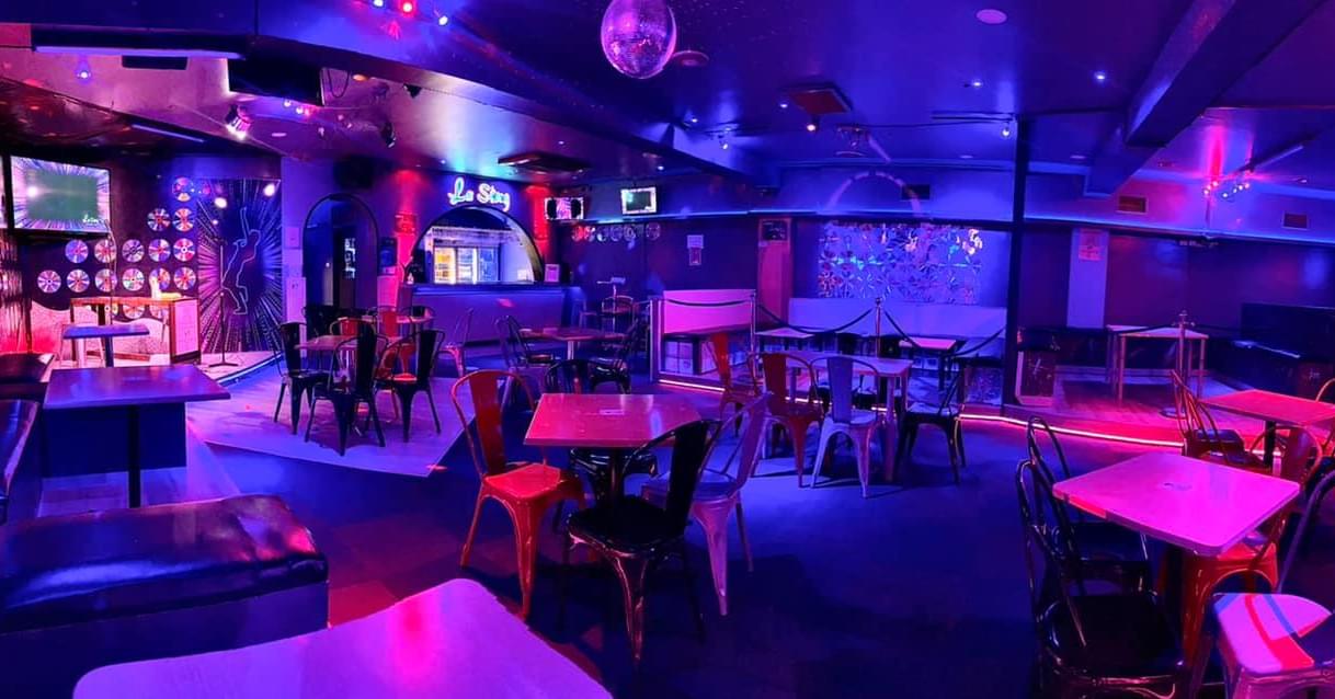 La Sing karaoke Bar Interior
